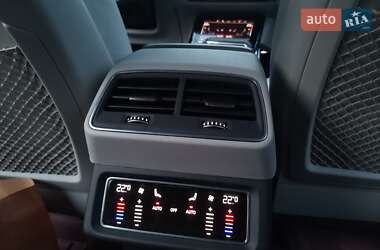 Внедорожник / Кроссовер Audi e-tron Sportback 2020 в 