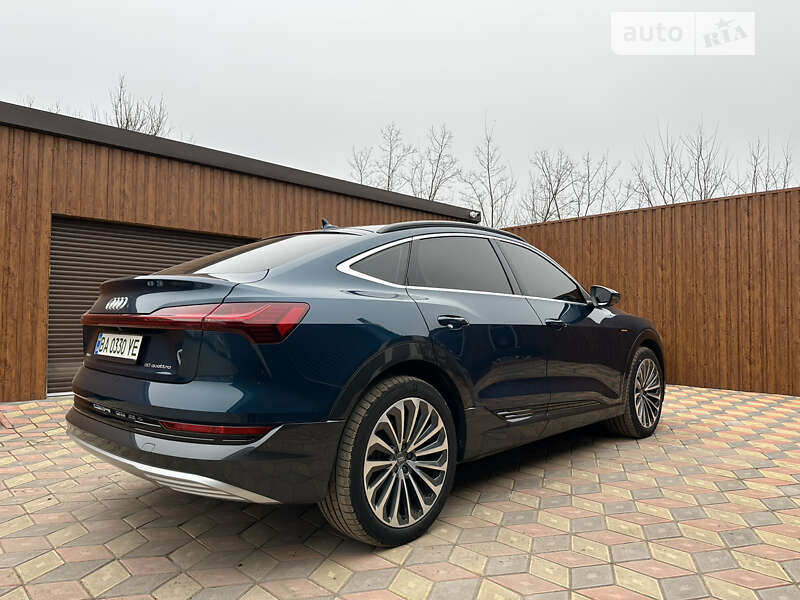 Внедорожник / Кроссовер Audi e-tron Sportback 2020 в Кривом Озере