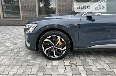 Внедорожник / Кроссовер Audi e-tron Sportback 2020 в Ивано-Франковске