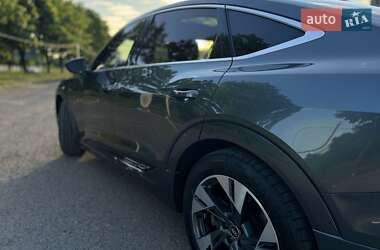 Внедорожник / Кроссовер Audi e-tron Sportback 2020 в Львове