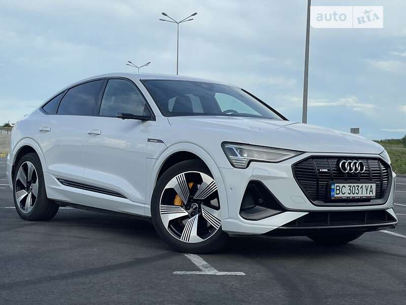 Позашляховик / Кросовер Audi e-tron Sportback 2020 в Львові
