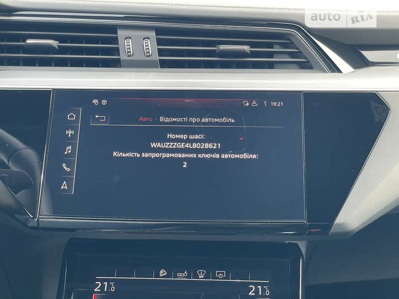 Позашляховик / Кросовер Audi e-tron Sportback 2020 в Львові