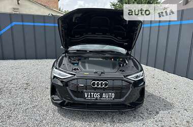 Позашляховик / Кросовер Audi e-tron Sportback 2021 в Луцьку