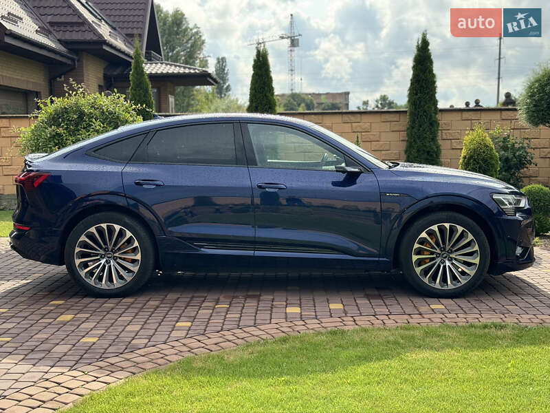 Внедорожник / Кроссовер Audi e-tron Sportback 2021 в Луцке