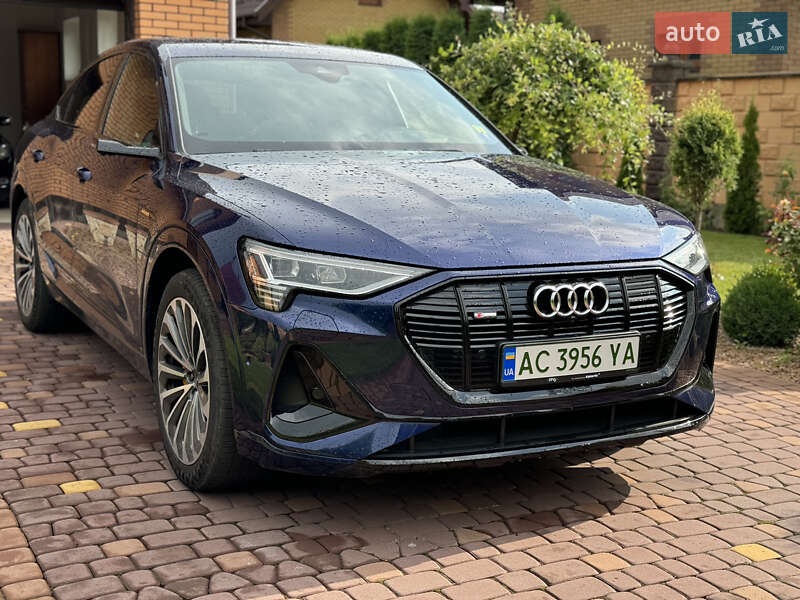 Внедорожник / Кроссовер Audi e-tron Sportback 2021 в Луцке
