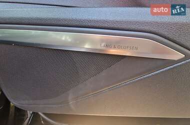Внедорожник / Кроссовер Audi e-tron Sportback 2020 в 