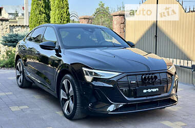 Позашляховик / Кросовер Audi e-tron Sportback 2021 в Тернополі