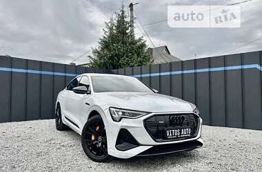 Позашляховик / Кросовер Audi e-tron Sportback 2021 в Луцьку