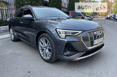 Внедорожник / Кроссовер Audi e-tron Sportback 2020 в Киеве