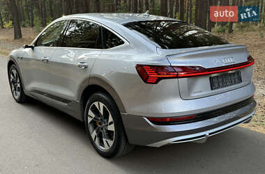 Внедорожник / Кроссовер Audi e-tron Sportback 2021 в 