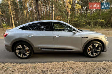 Внедорожник / Кроссовер Audi e-tron Sportback 2021 в 