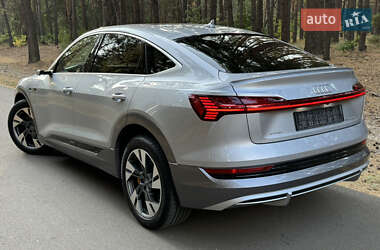 Внедорожник / Кроссовер Audi e-tron Sportback 2021 в 