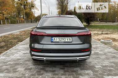 Позашляховик / Кросовер Audi e-tron Sportback 2020 в Києві