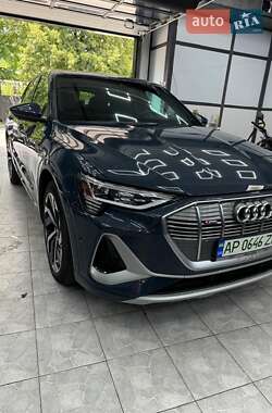 Внедорожник / Кроссовер Audi e-tron Sportback 2020 в 