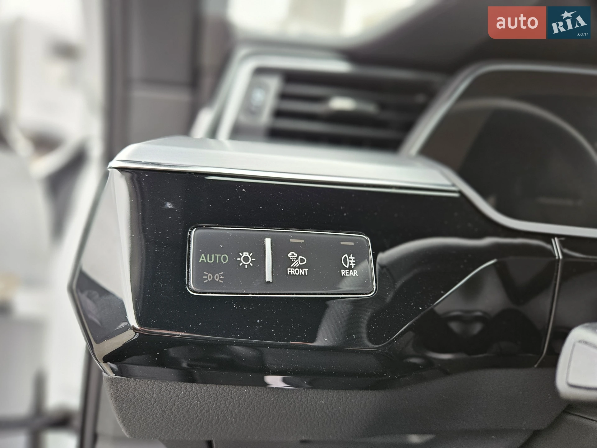 2022 Audi e-tron Sportback - мініатюра 28