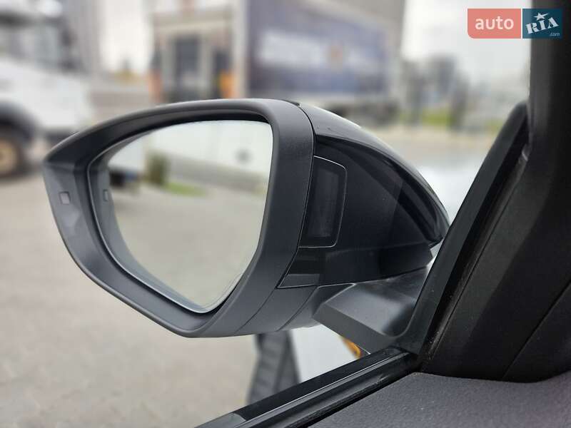 Внедорожник / Кроссовер Audi e-tron Sportback 2022 в Киеве