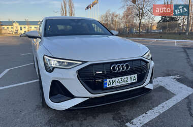 Позашляховик / Кросовер Audi e-tron Sportback 2021 в Житомирі