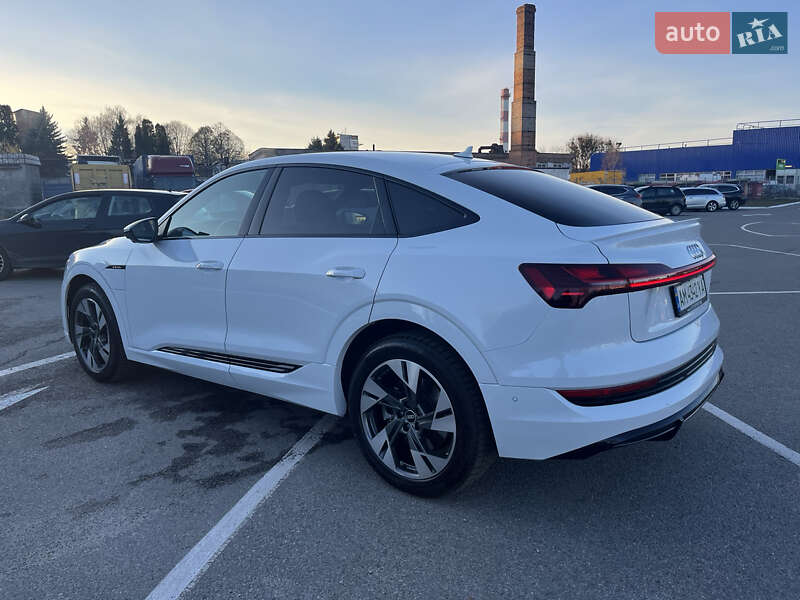 Внедорожник / Кроссовер Audi e-tron Sportback 2021 в Житомире