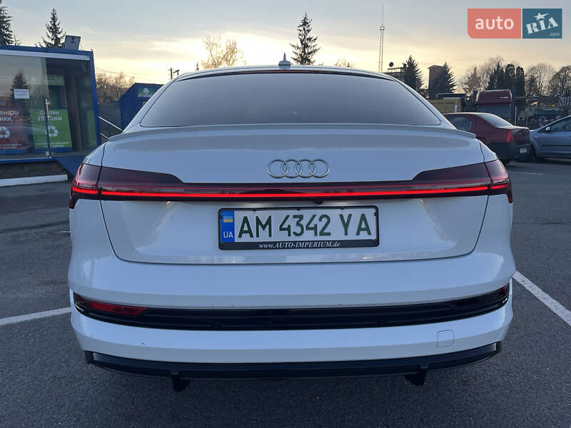 Внедорожник / Кроссовер Audi e-tron Sportback 2021 в Житомире