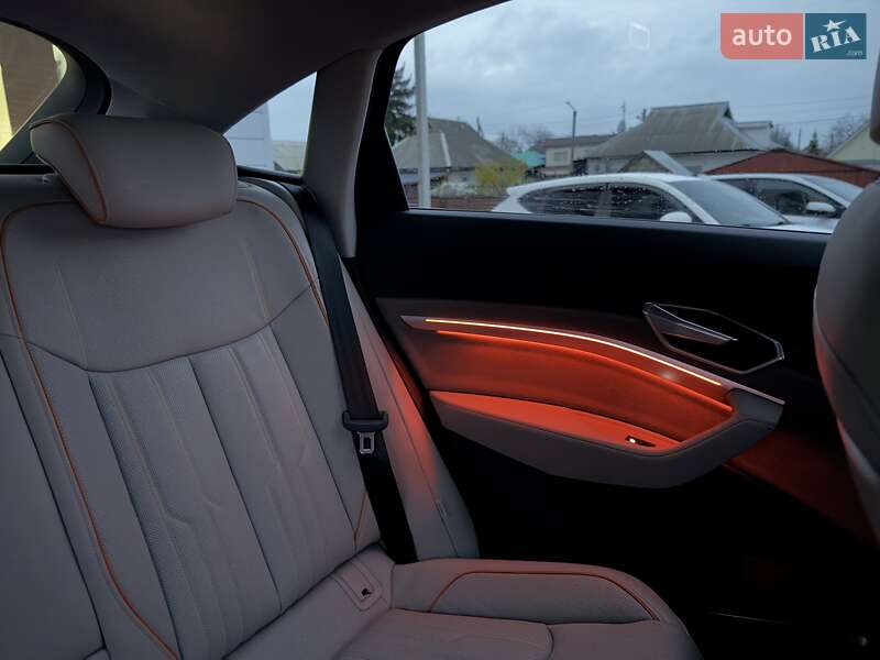 Внедорожник / Кроссовер Audi e-tron Sportback 2020 в Кременчуге