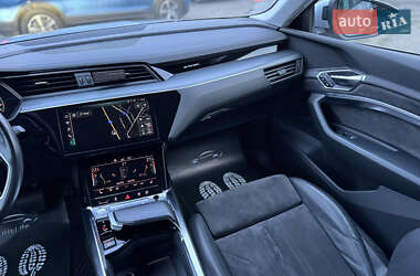 Внедорожник / Кроссовер Audi e-tron Sportback 2020 в 