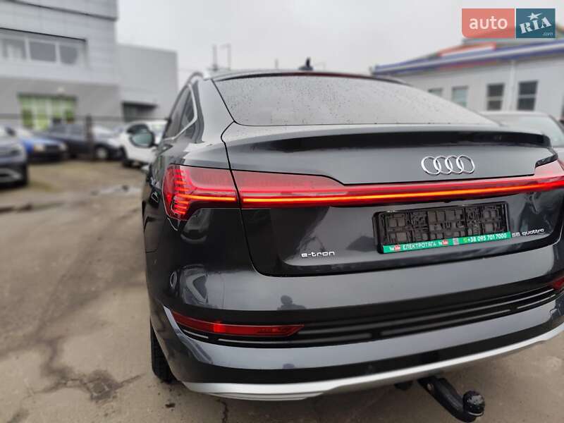 Позашляховик / Кросовер Audi e-tron Sportback 2020 в Києві