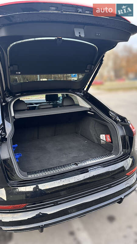 Внедорожник / Кроссовер Audi e-tron Sportback 2021 в Днепре