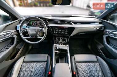 Внедорожник / Кроссовер Audi e-tron Sportback 2020 в Одессе