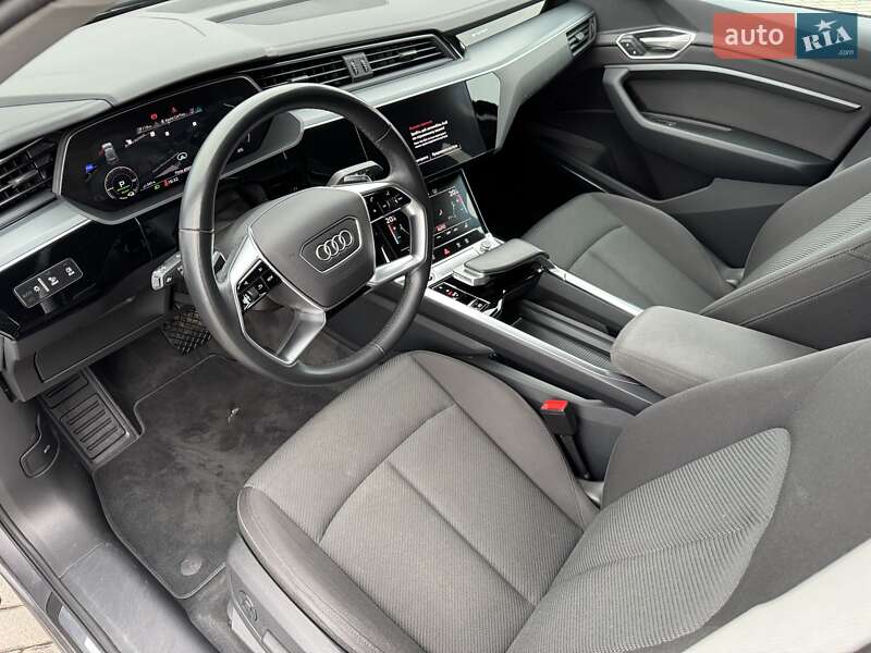 Позашляховик / Кросовер Audi e-tron Sportback 2020 в Львові