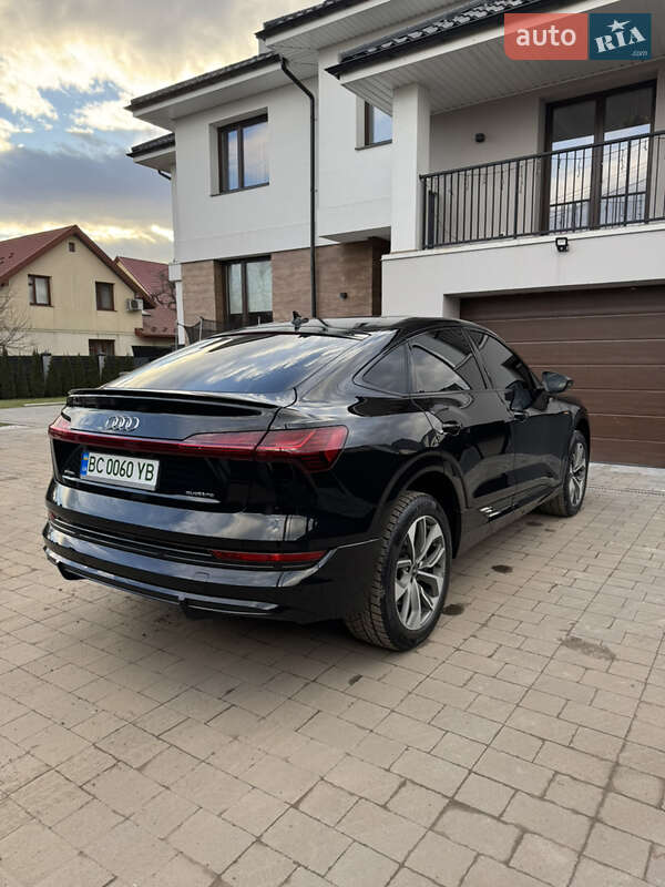 Позашляховик / Кросовер Audi e-tron Sportback 2020 в Львові