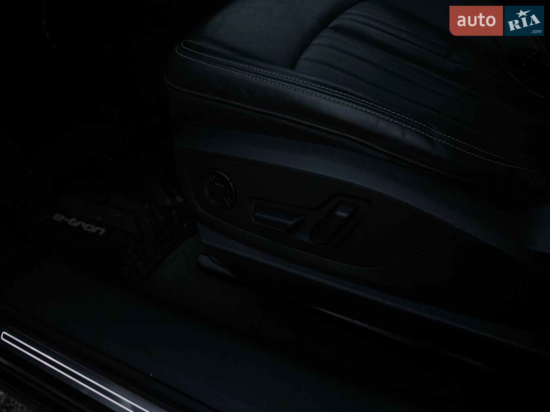 2020 Audi e-tron Sportback - мініатюра 21