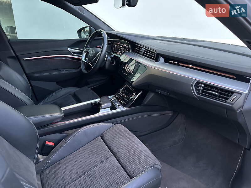 Внедорожник / Кроссовер Audi e-tron Sportback 2021 в Ровно