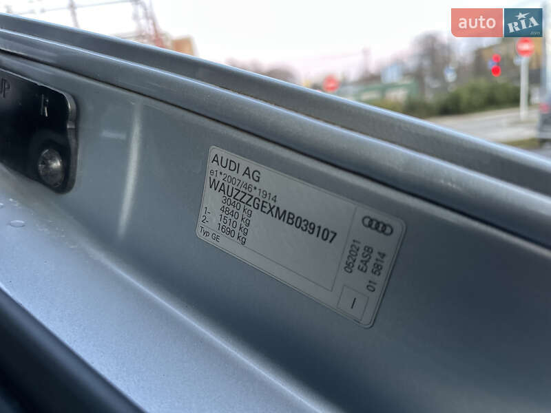 Внедорожник / Кроссовер Audi e-tron Sportback 2021 в Ровно