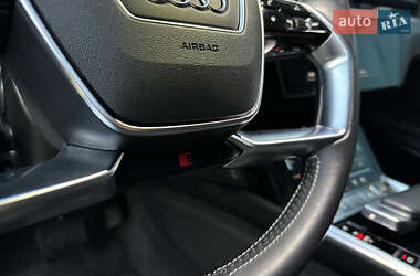 Позашляховик / Кросовер Audi e-tron Sportback 2021 в 