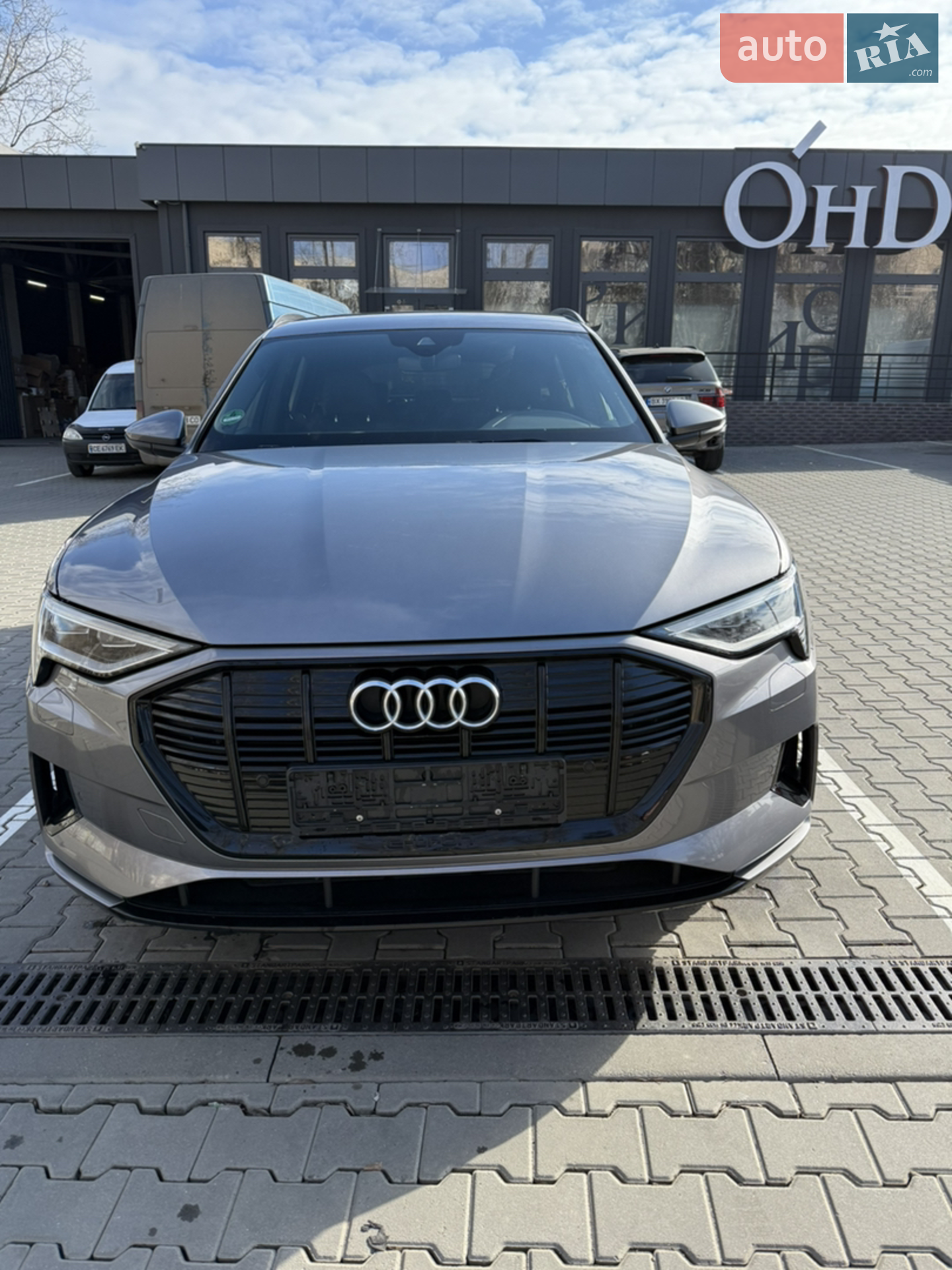 2020 Audi e-tron Sportback - мініатюра 4
