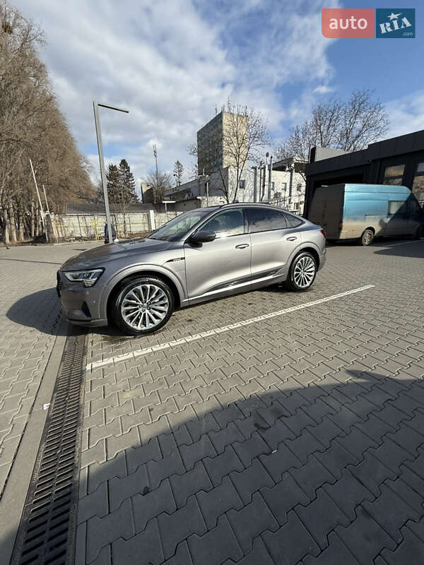 Позашляховик / Кросовер Audi e-tron Sportback 2020 в Чернівцях фото 24 Позашляховик / Кросовер Audi e-tron Sportback 2020 в Чернівцях