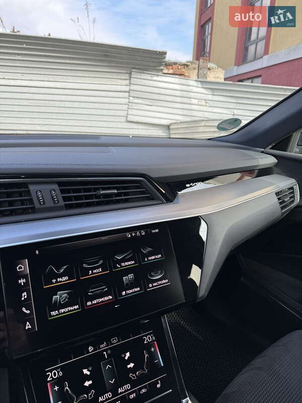 Позашляховик / Кросовер Audi e-tron Sportback 2020 в Чернівцях фото 60 Позашляховик / Кросовер Audi e-tron Sportback 2020 в Чернівцях