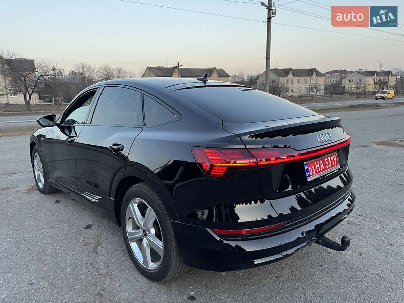 Внедорожник / Кроссовер Audi e-tron Sportback 2022 в Дубно