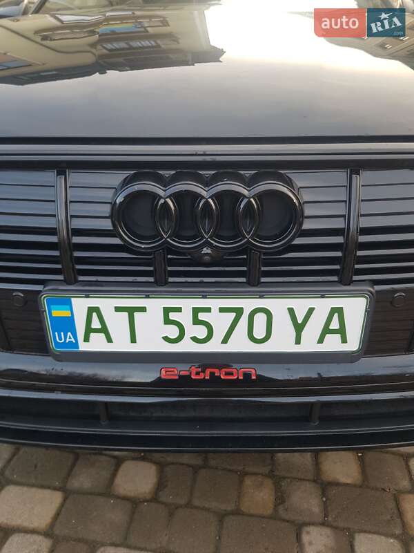 Позашляховик / Кросовер Audi e-tron Sportback 2020 в Коломиї