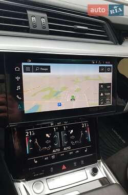 Внедорожник / Кроссовер Audi e-tron Sportback 2020 в 