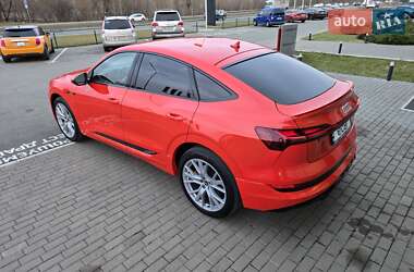 Позашляховик / Кросовер Audi e-tron Sportback 2021 в Києві