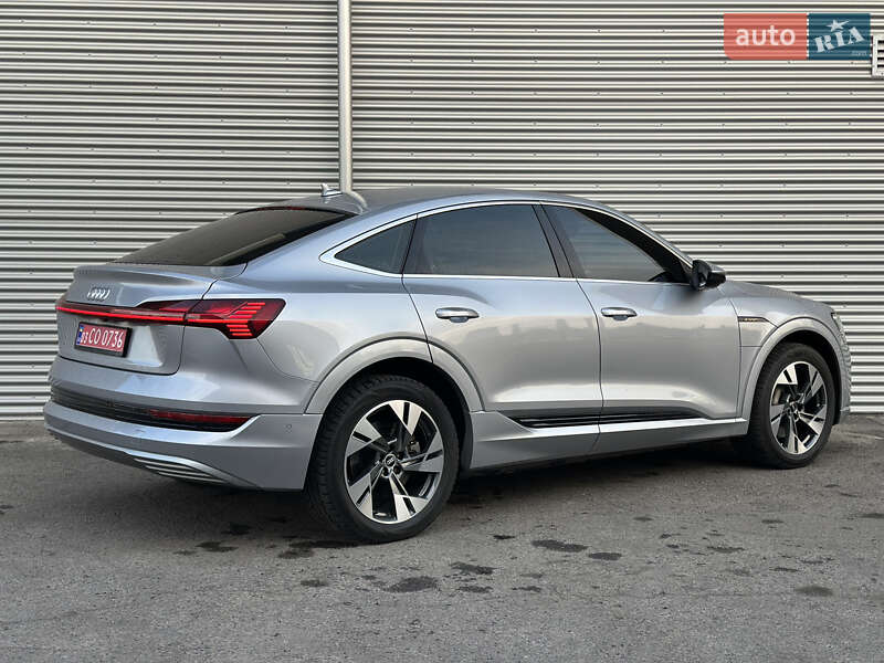 Внедорожник / Кроссовер Audi e-tron Sportback 2021 в Ровно