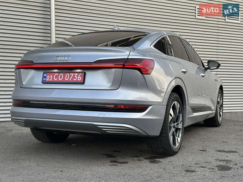 Внедорожник / Кроссовер Audi e-tron Sportback 2021 в Ровно