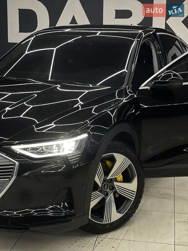 Внедорожник / Кроссовер Audi e-tron Sportback 2020 в Днепре