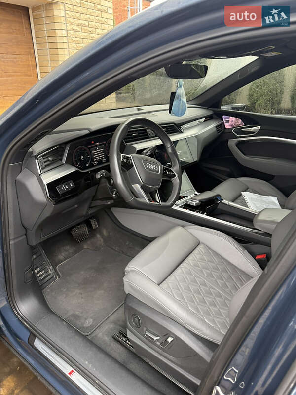 Внедорожник / Кроссовер Audi e-tron Sportback 2022 в Ахтырке