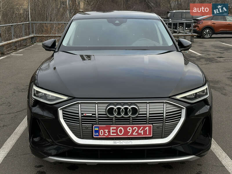 Внедорожник / Кроссовер Audi e-tron Sportback 2021 в 
