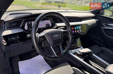 Внедорожник / Кроссовер Audi e-tron Sportback 2021 в 