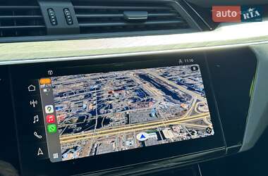 Внедорожник / Кроссовер Audi e-tron Sportback 2021 в 