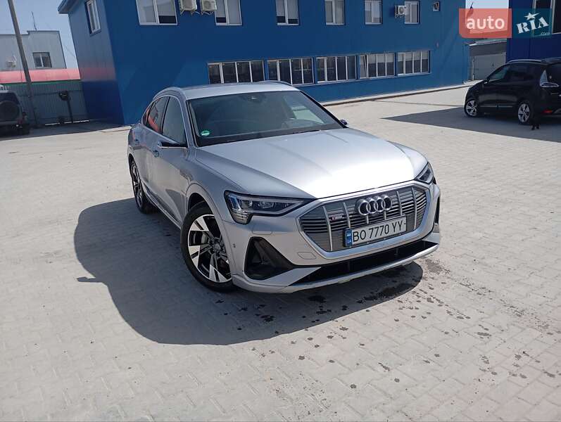 Внедорожник / Кроссовер Audi e-tron Sportback 2019 в 