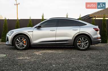 Позашляховик / Кросовер Audi e-tron Sportback 2020 в 